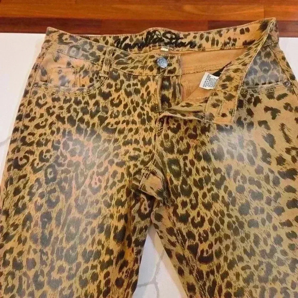 Vanilla Star Womens Stretch Leopard Distress Washed Straight Leg Jeans Size 7 - Picture 7 of 9